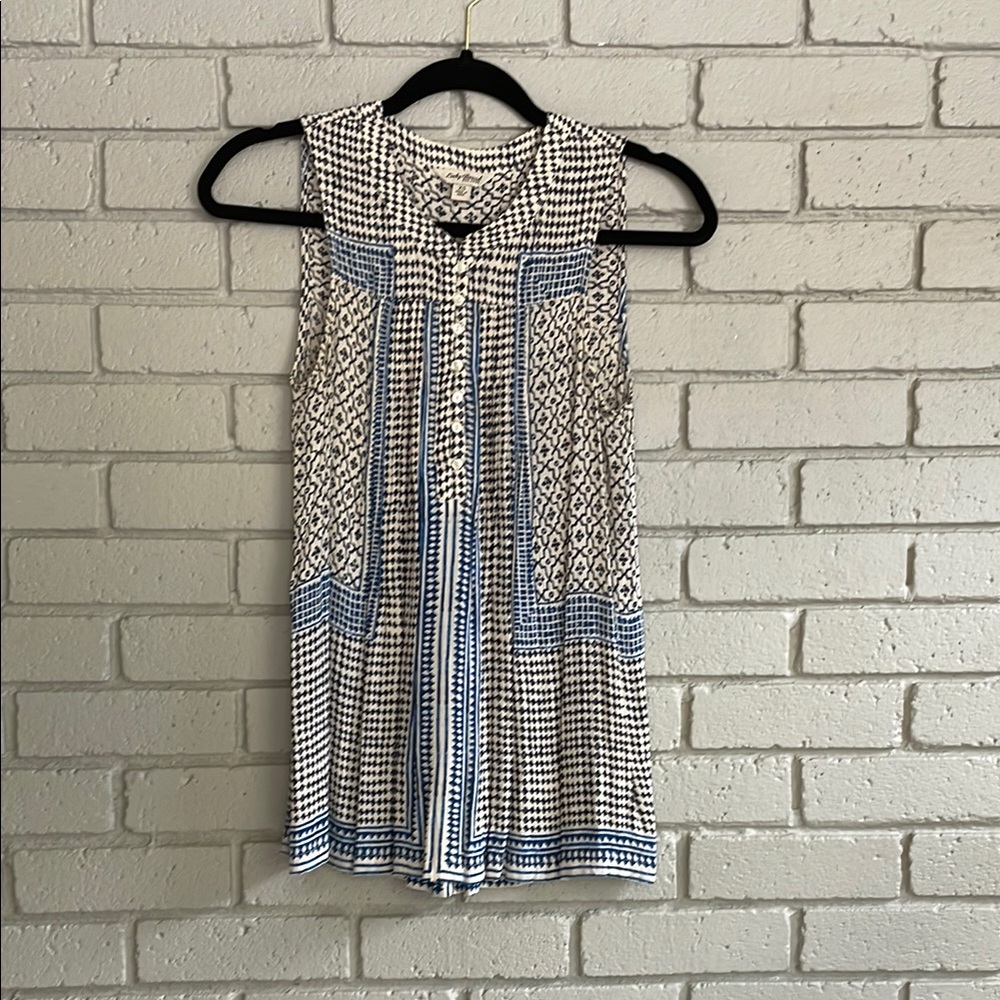 Lucky Brand Navy and Cream Abstract Geometric Patterned Top